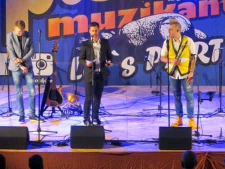 c962f0ae543b402e8cf626292e044368